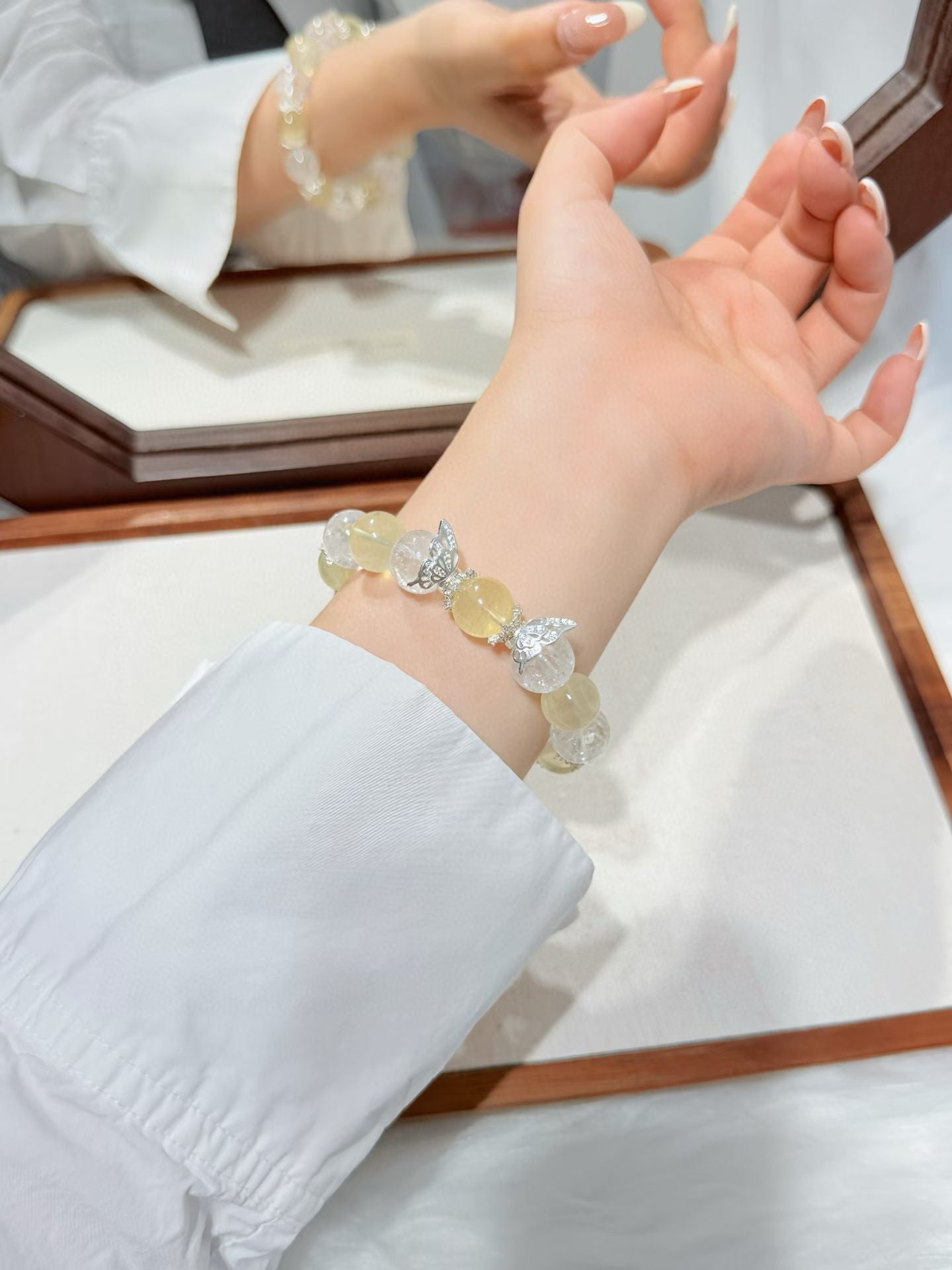 Wealth & Illumination: 黄水晶与白阿塞多宝手链 Citrine and white Azeztulite bracelet