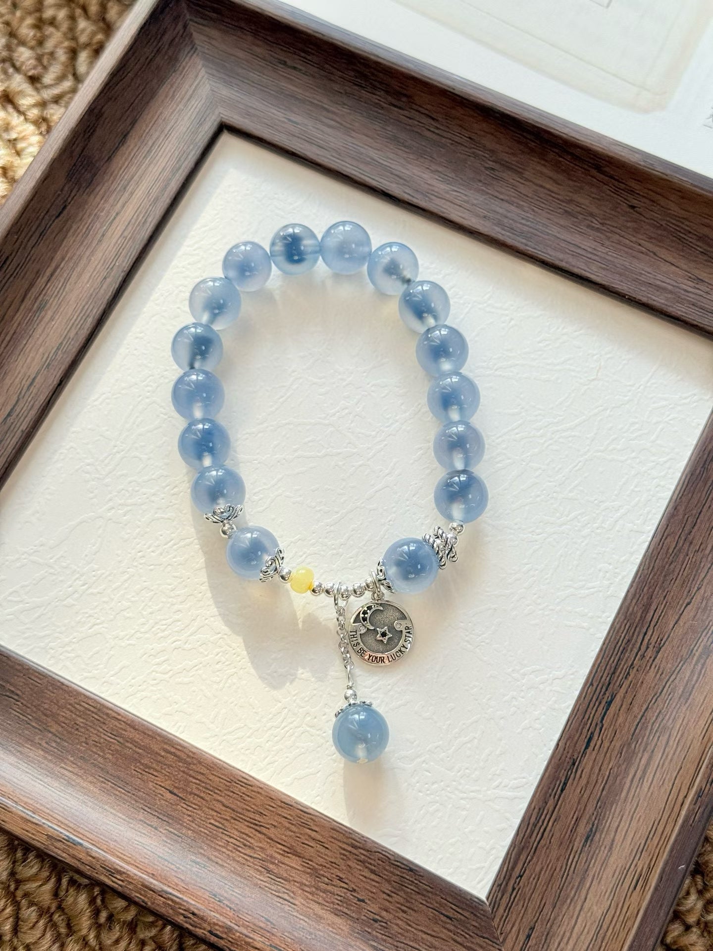 romance of wearing the "sea" 天然蓝色溏心玛瑙手串 natural blue chalcedon bracelet